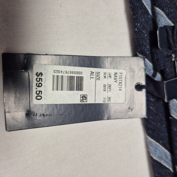 Cremieux Slim Neck Tie Mens Striped Wool blend Made In Italy Blue (33) - Picture 3 of 7